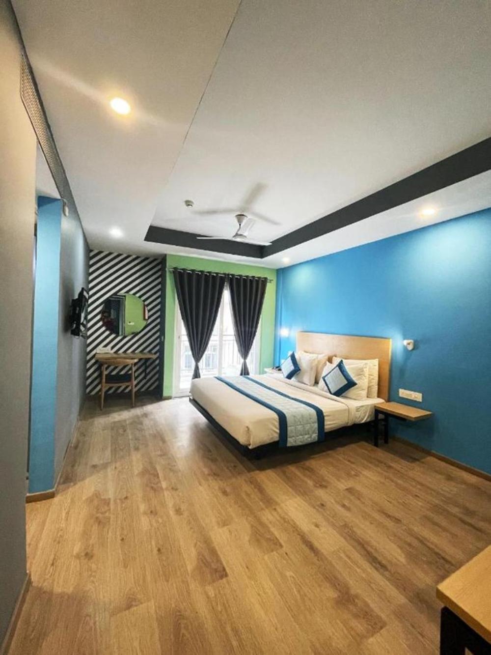 The Roseman Hotel & Suites Ghaziabad Eksteriør bilde